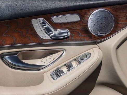 Certified 2019 Mercedes-Benz GLC 300 GLC 300 image 21