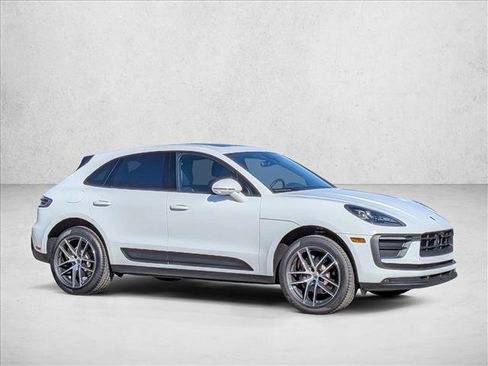 New 2025 Porsche Macan image 7