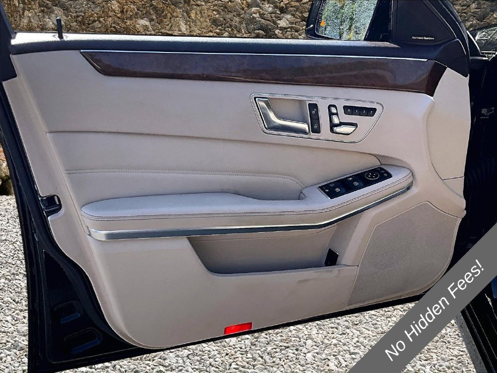 Used 2016 Mercedes-Benz E 350 4MATIC Sedan w/ Premium Package image 18