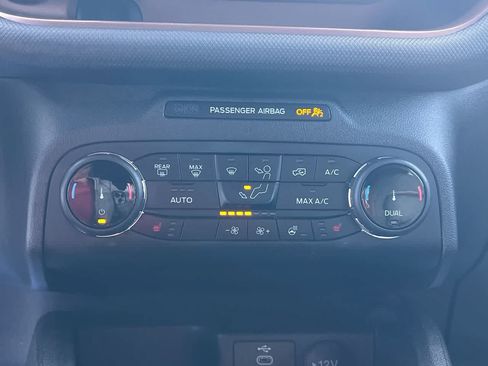 Used 2024 Ford Bronco Sport Outer Banks w/ Tech Package AWD/4WD image 19