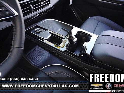 New 2026 Buick Enclave Sport Touring w/ Power Package FWD image 31