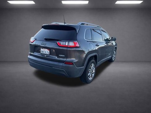 Used 2019 Jeep Cherokee Latitude Plus image 13