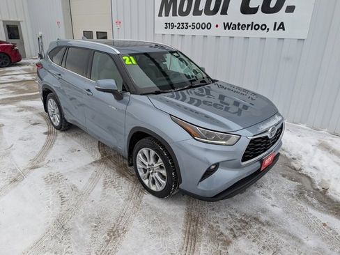 Used 2021 Toyota Highlander Limited image 7