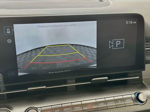 Used 2025 Hyundai Kona SEL FWD image 22