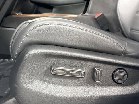 Used 2022 Honda CR-V Touring image 30