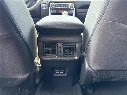 Certified 2025 Toyota RAV4 XLE AWD/4WD image 22