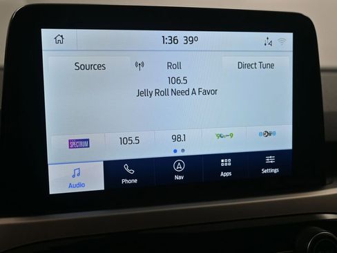 Used 2020 Ford Escape SEL image 17