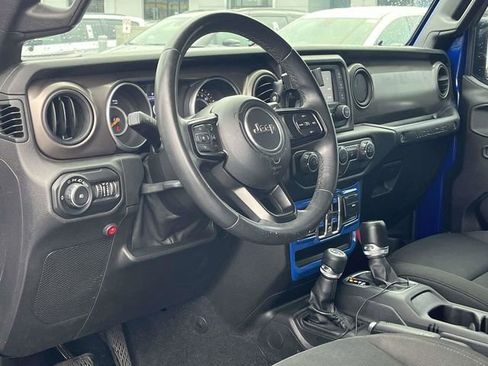 Used 2018 Jeep Wrangler Unlimited Sport S image 12