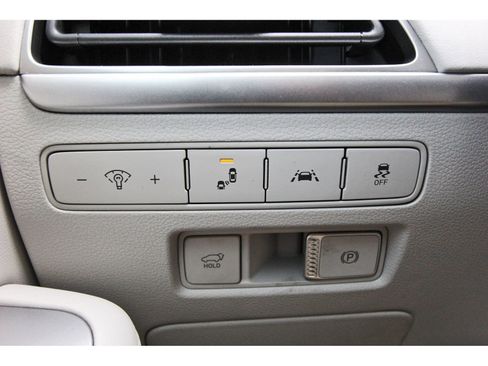 Used 2022 Hyundai Palisade SEL w/ Premium Package image 22