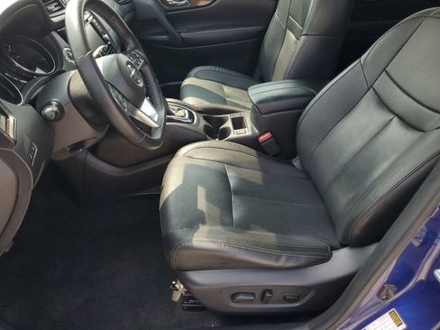 Used 2018 Nissan Rogue SL AWD/4WD image 16