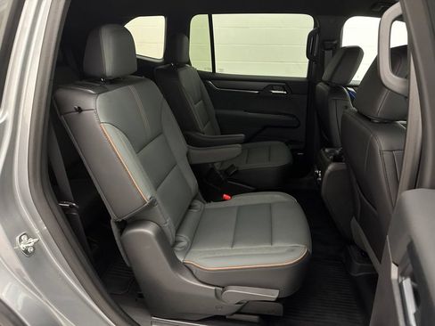 Used 2025 GMC Acadia AT4 w/ LPO, Floor Liner Package AWD/4WD image 59