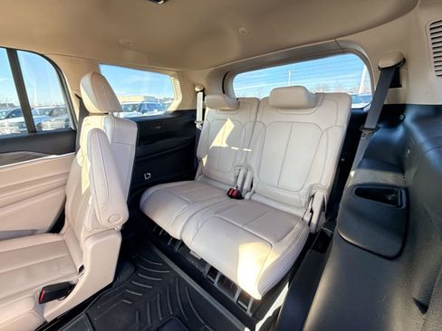 Used 2022 Jeep Grand Cherokee L Limited image 24