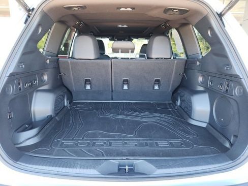 Used 2025 Subaru Forester Limited w/ Popular Package AWD/4WD image 23
