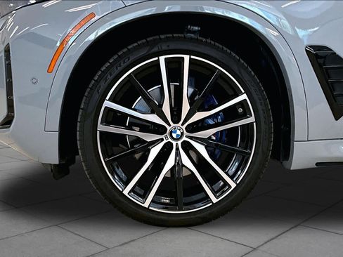 Used 2026 BMW X5 sDrive40i w/ Executive Package RWD image 10
