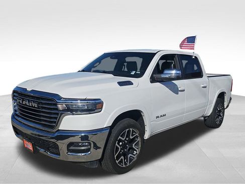 Used 2025 RAM 1500 Laramie image 17