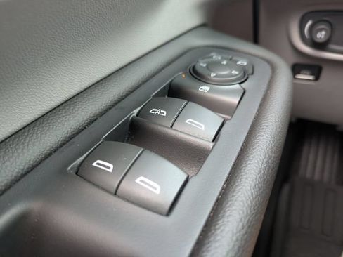 Used 2023 GMC Terrain SLE w/ Driver Convenience Package FWD image 26