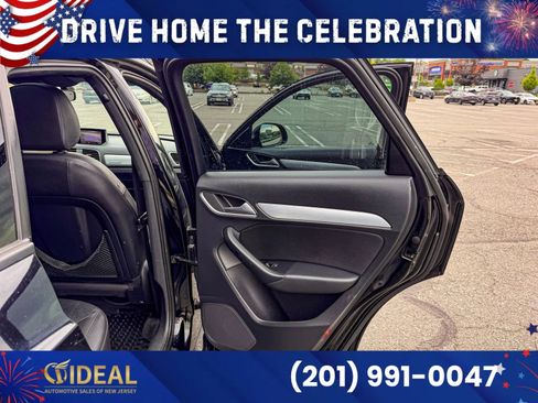Used 2018 Audi Q3 2.0T Premium w/ Convenience Package AWD/4WD image 14
