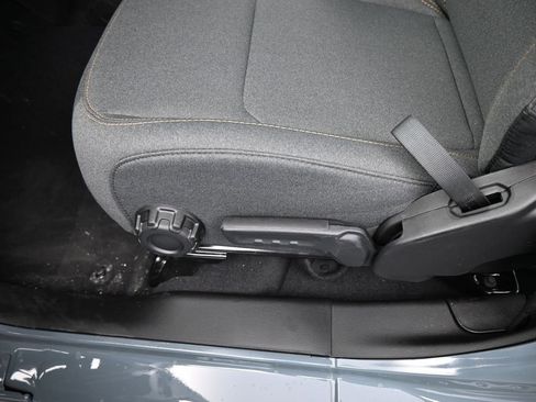 New 2026 Jeep Gladiator Sport image 13