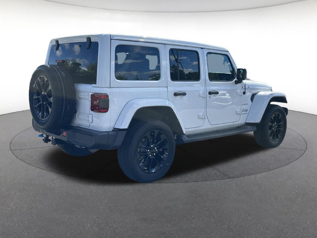 Certified 2023 Jeep Wrangler Unlimited Sahara w/ Cold Weather Group AWD/4WD image 6