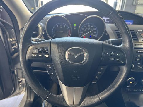 Used 2013 MAZDA MAZDA3 i Touring image 15