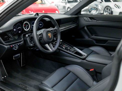Used 2024 Porsche 911 Carrera GTS RWD image 2