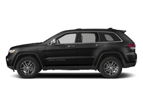 Used 2017 Jeep Grand Cherokee Limited w/ Trailer Tow Group IV AWD/4WD image 3