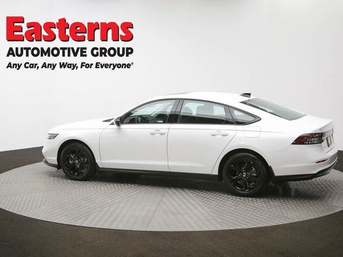 Used 2025 Honda Accord SE image 61