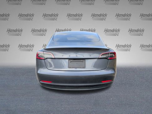 Used 2021 Tesla Model 3 Standard Range Plus image 8