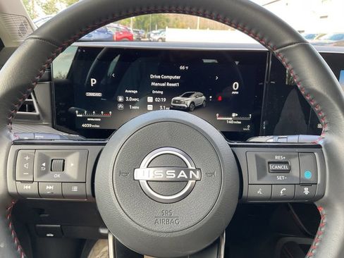 Used 2026 Nissan Kicks SR AWD/4WD image 12