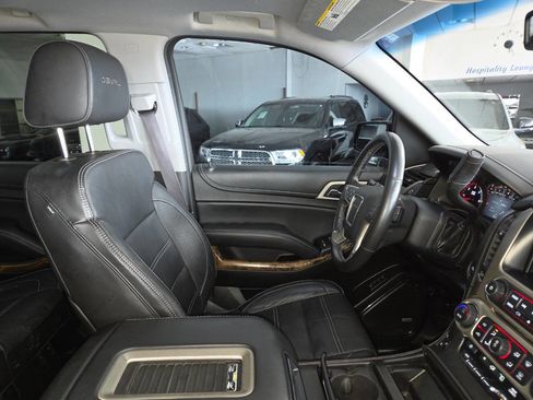 Used 2016 GMC Yukon Denali w/ Open Road Package AWD/4WD image 29
