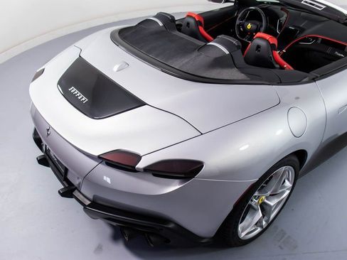 Certified 2025 Ferrari Roma Spider image 20