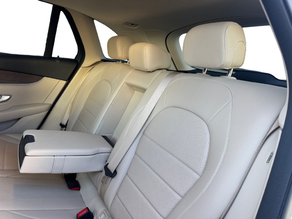 Used 2021 Mercedes-Benz GLC 300 4MATIC image 22