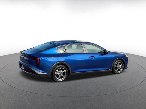 Used 2025 Kia K4 FWD image 15