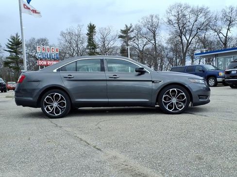 Used 2017 Ford Taurus SHO AWD/4WD image 4