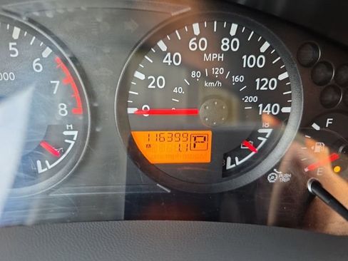 Used 2015 Nissan Frontier SV image 21