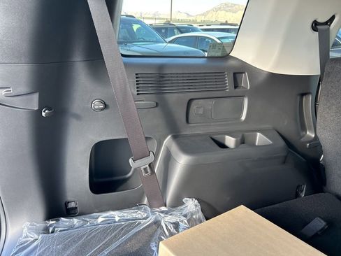 New 2026 Hyundai Santa Fe SE image 28