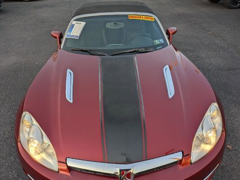 Used 2009 Saturn Sky Ruby Red image 10
