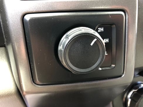 Used 2017 Ford F150 XLT w/ Equipment Group 301A Mid AWD/4WD image 33