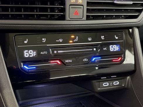 New 2026 Volkswagen Jetta SEL image 17