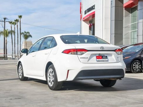 Used 2023 Toyota Corolla LE image 9