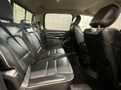 Used 2019 RAM 1500 Laramie image 12