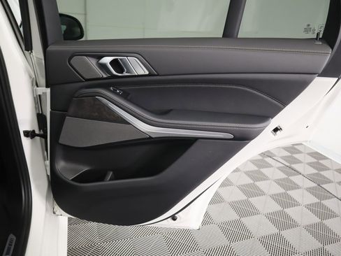 Certified 2025 BMW X5 M60i w/ Climate Comfort Package image 28