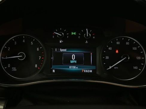 Used 2020 Buick Encore Preferred w/ Safety Package FWD image 9