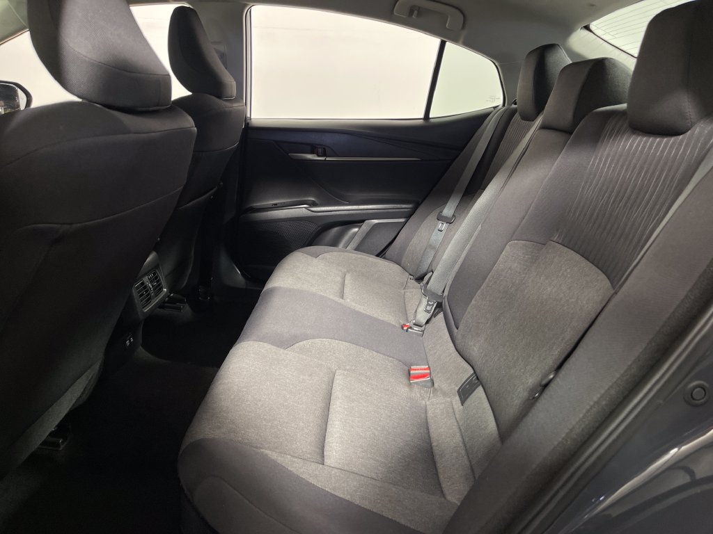 Used 2025 Toyota Camry LE FWD image 13
