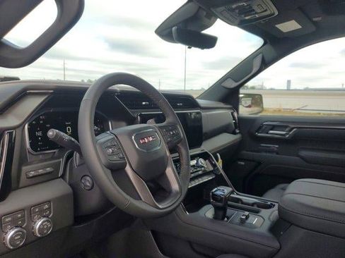 New 2026 GMC Sierra 1500 AT4 w/ Technology Package image 16