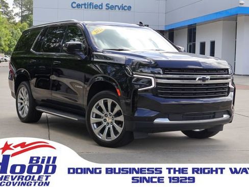 Used 2021 Chevrolet Tahoe LT w/ LT Signature Package RWD image 1