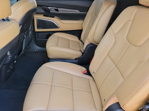 Used 2021 Kia Telluride SX w/ Nightfall Edition Package AWD/4WD image 13