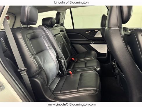 Used 2025 Lincoln Aviator Reserve w/ Equipment Group 201A AWD/4WD image 16