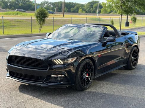 Used 2016 Ford Mustang GT Premium w/ Equipment Group 401A RWD image 4