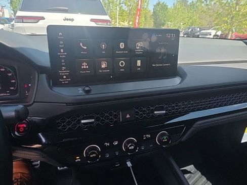 Used 2023 Honda Accord Sport image 12